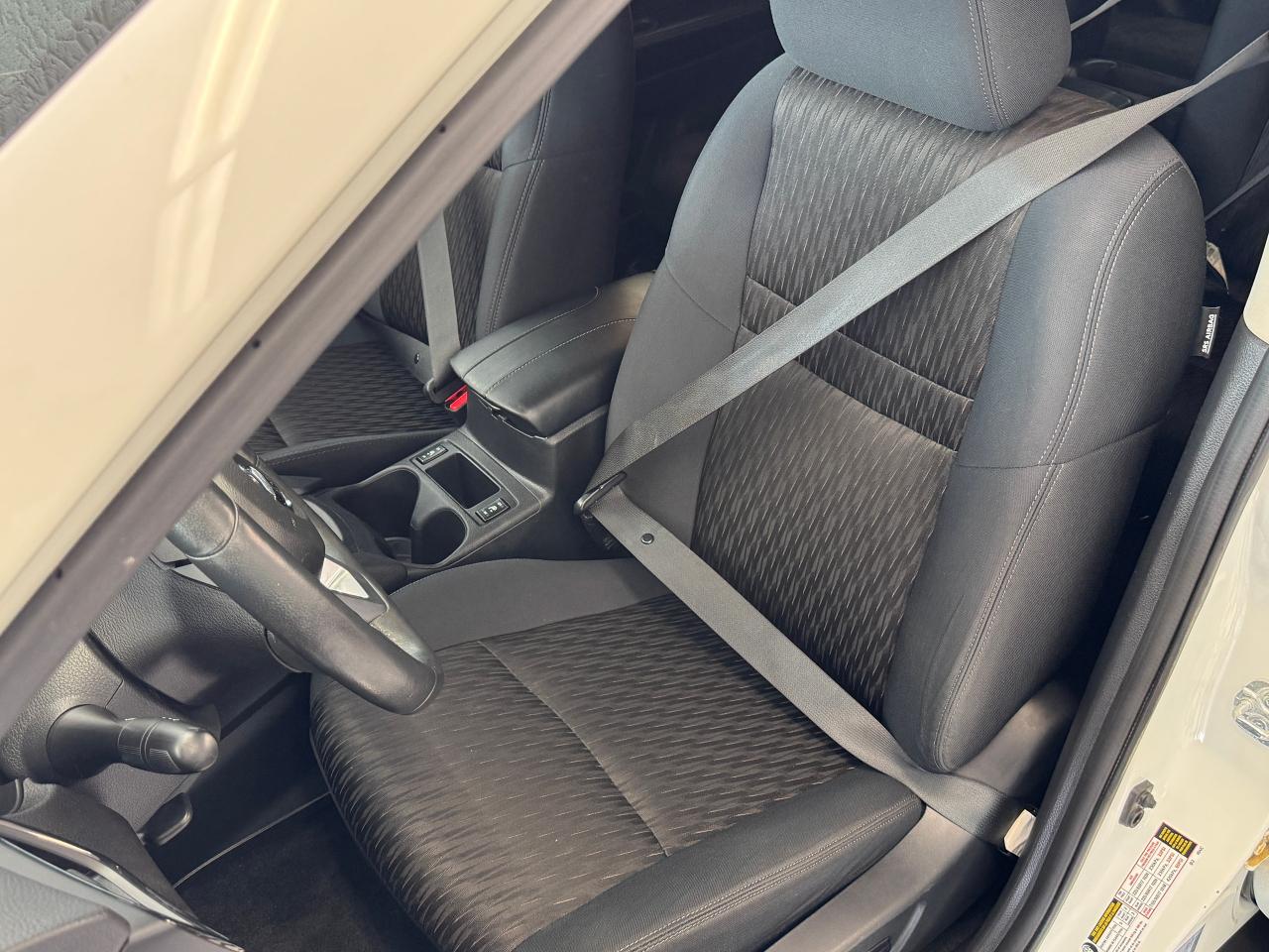 2017 Nissan Rogue AWD SV+New Tires+Brakes+Roof+PWR Gate+CLEAN CARFAX - Photo #20