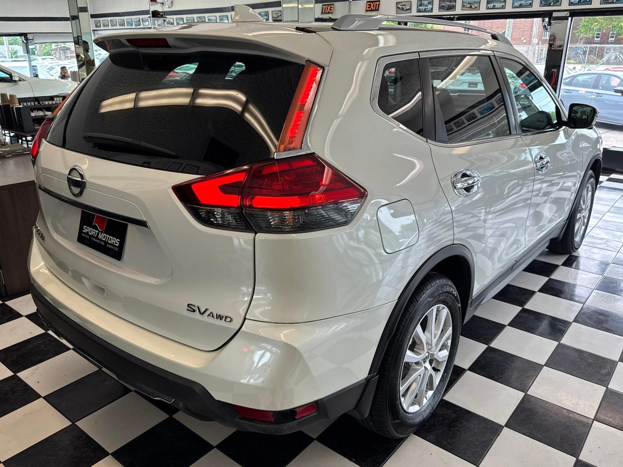 2017 Nissan Rogue AWD SV+New Tires+Brakes+Roof+PWR Gate+CLEAN CARFAX - Photo #7