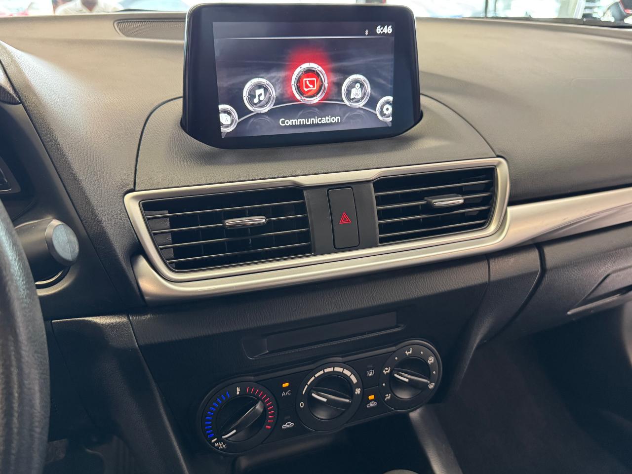 2017 Mazda MAZDA3 GX+New Tires+Heated Seats+A/C+Camera - Photo #12