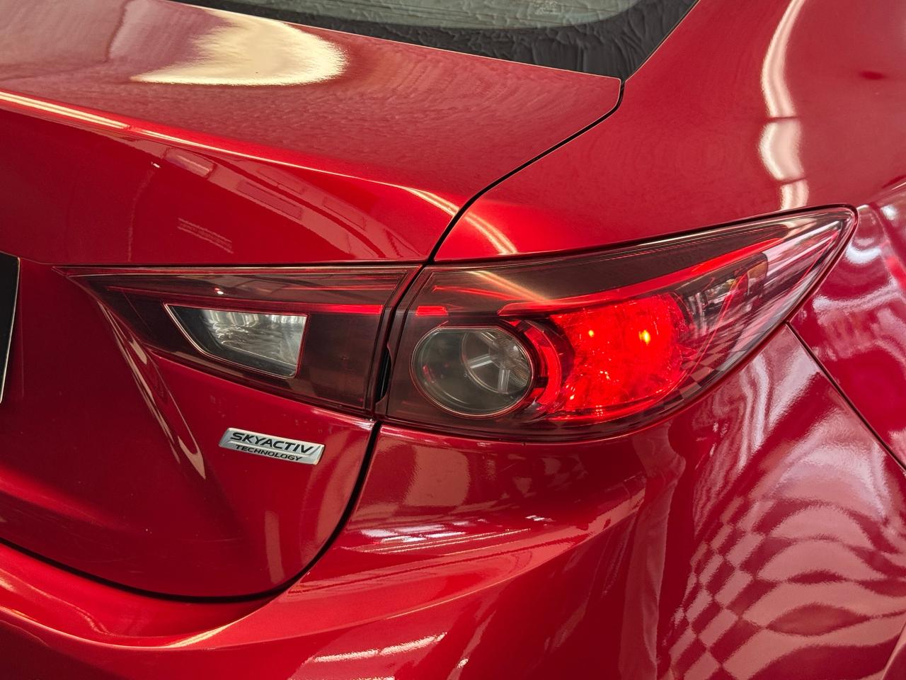 2017 Mazda MAZDA3 GX+New Tires+Heated Seats+A/C+Camera - Photo #53