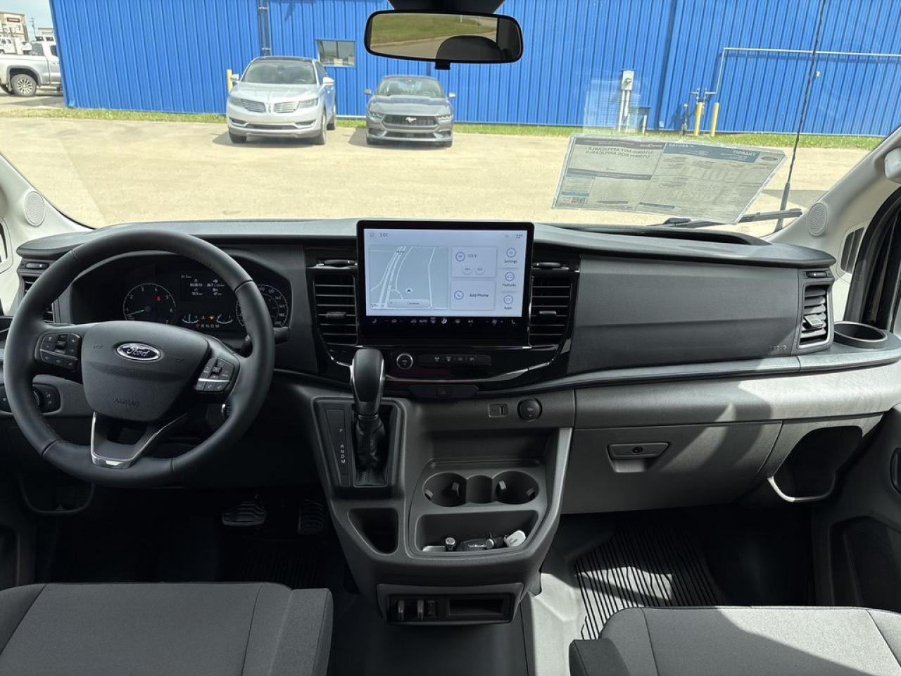 2025 Ford Transit Passenger Wagon XLT 302A Photo5