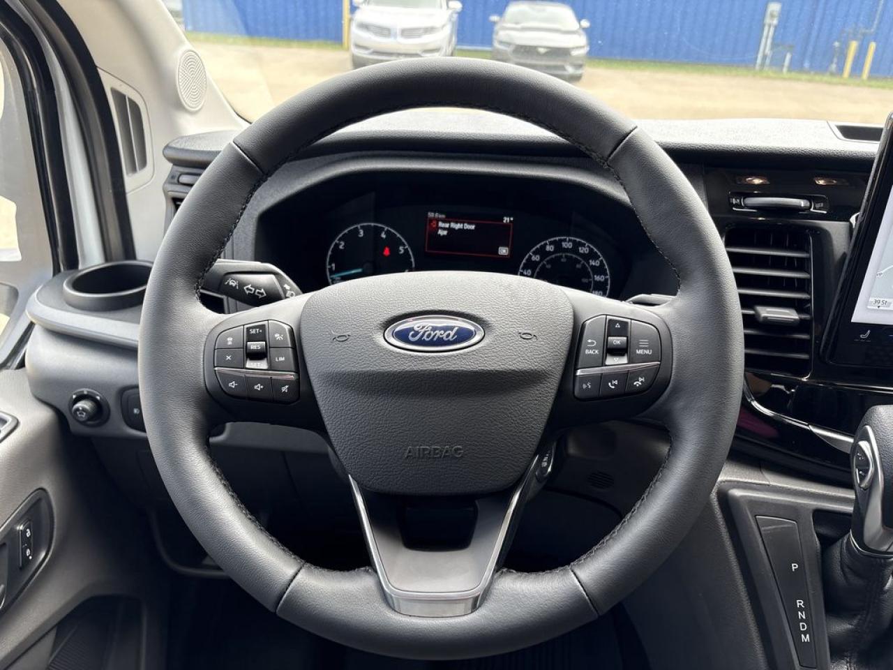 2025 Ford Transit Passenger Wagon XLT 302A Photo5