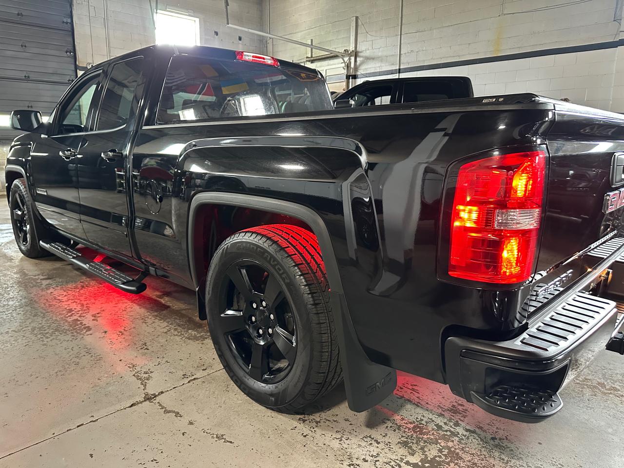 2017 GMC Sierra 1500 6 PASSANGER | APPLE CAR PLAY |2WD Double Cab 143.5 Photo2