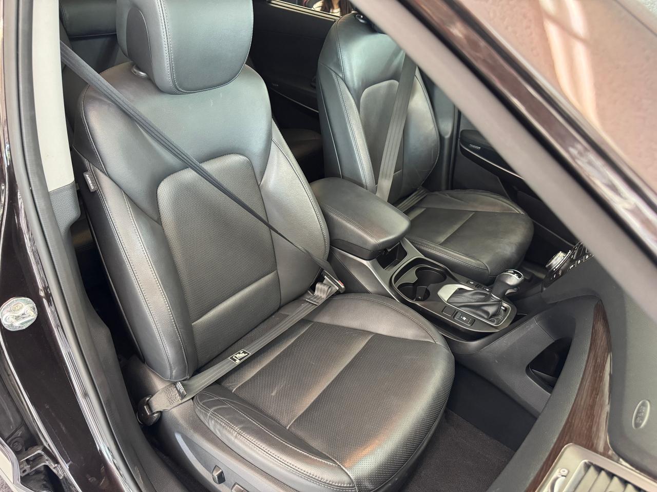 2017 Hyundai Santa Fe XL LIMITED XL AWD 7 Passenger+Cooled Leather+BSM+Roof - Photo #27