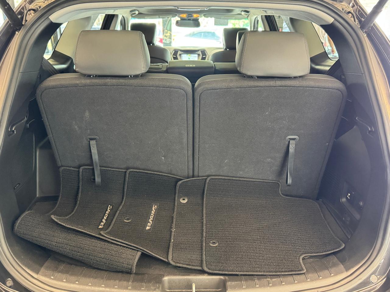 2017 Hyundai Santa Fe XL LIMITED XL AWD 7 Passenger+Cooled Leather+BSM+Roof - Photo #30