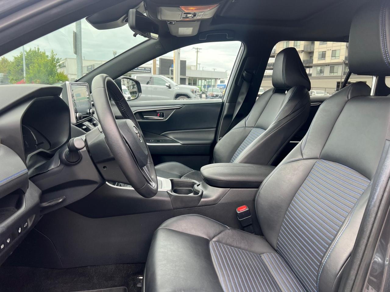 2021 Toyota RAV4 Hybrid XSE Photo14