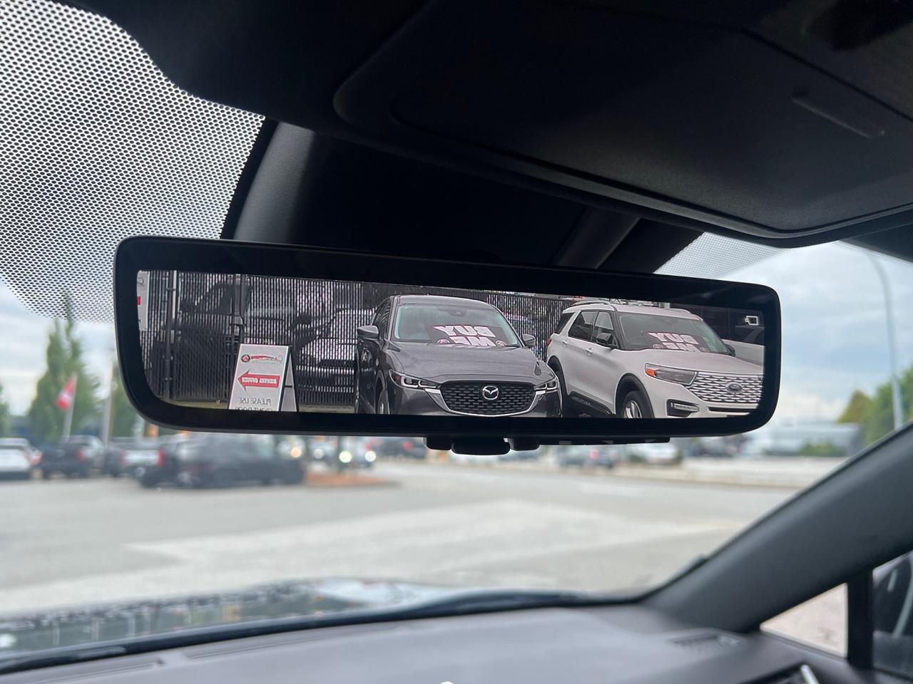 2021 Toyota RAV4 Hybrid XSE Photo17