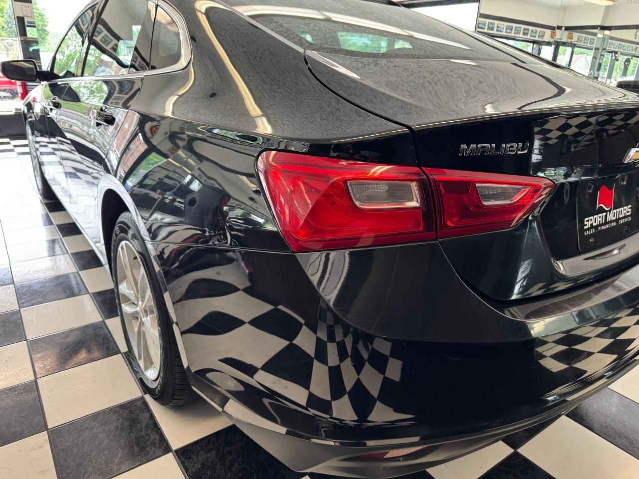 2018 Chevrolet Malibu LT+New Tires+Brakes+Remote Start+CLEAN CARFAX Photo34