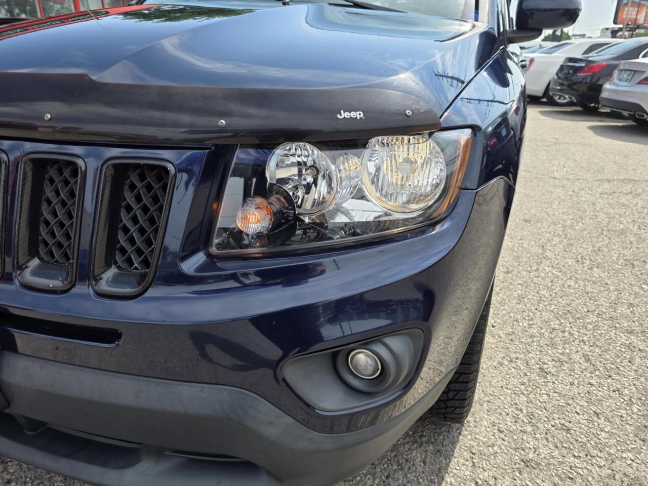 2015 Jeep Compass 4WD HIGH ALTITUDE Photo