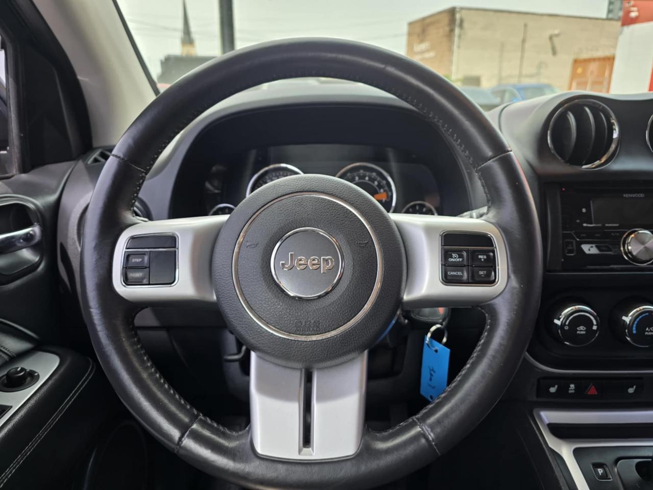 2015 Jeep Compass 4WD HIGH ALTITUDE Photo