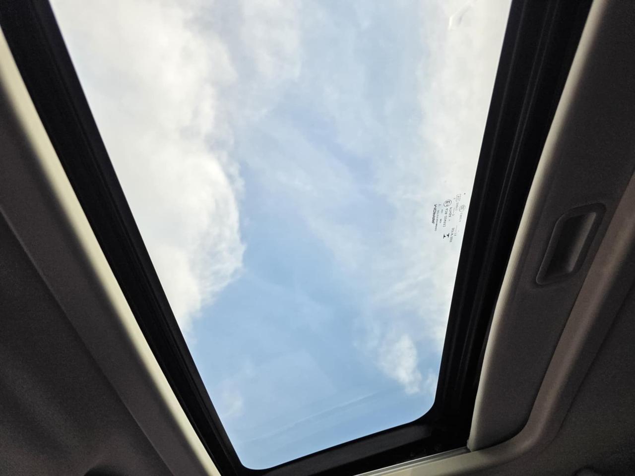 2015 Jeep Compass 4WD HIGH ALTITUDE Photo