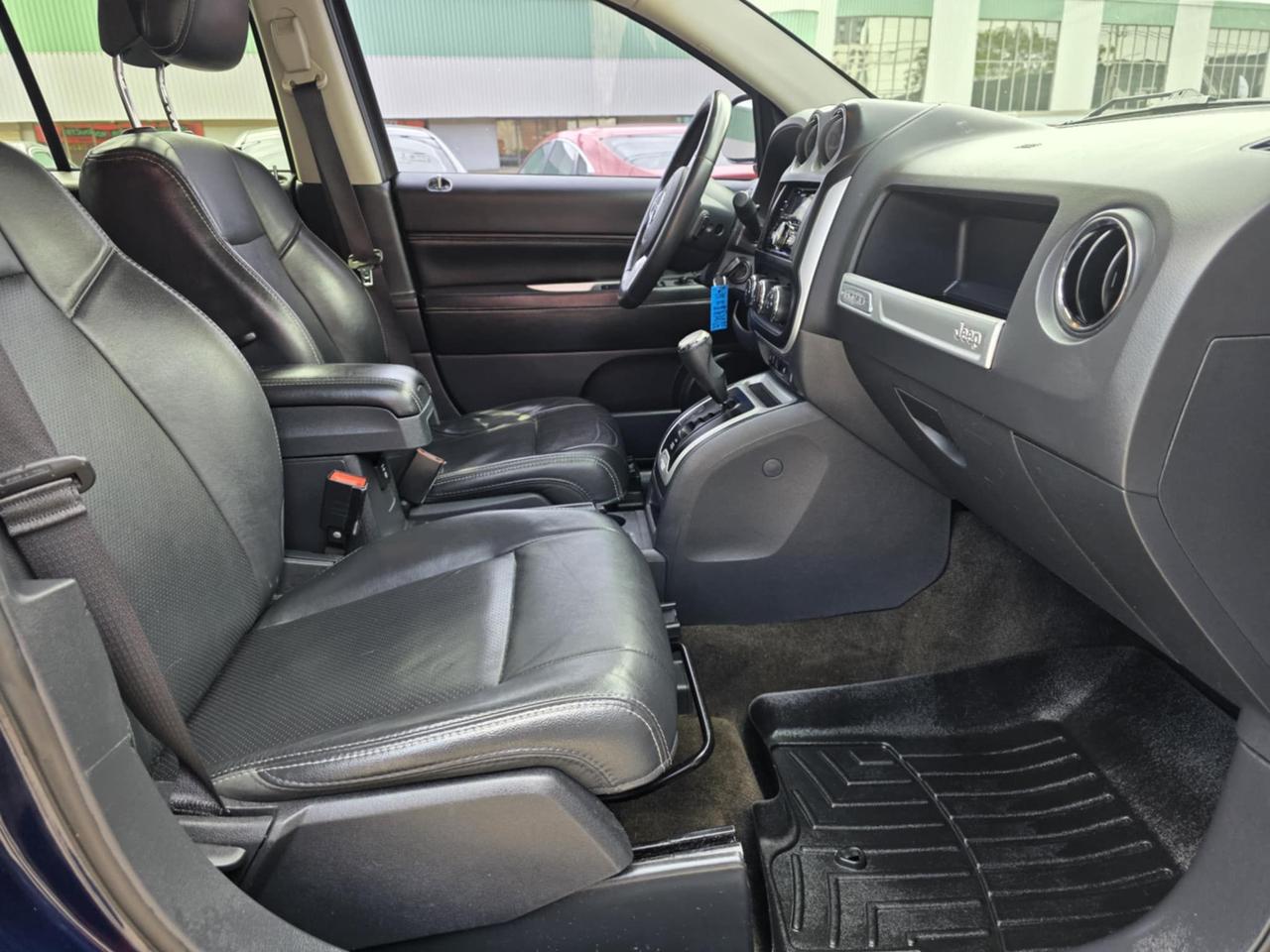 2015 Jeep Compass 4WD HIGH ALTITUDE Photo