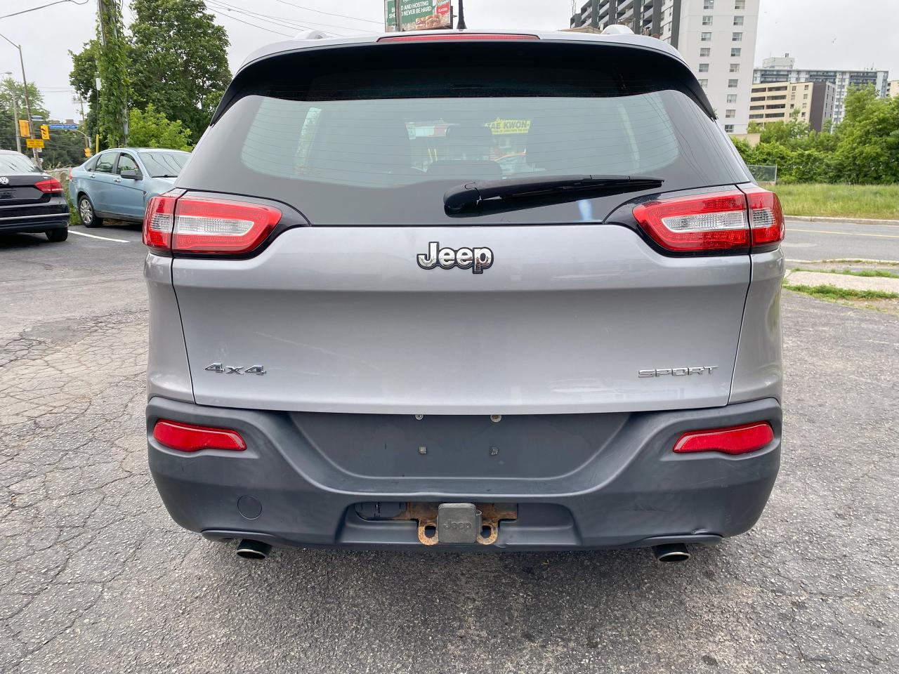 2014 Jeep Cherokee 1 Owner/No Accidents/Automatic/All Wheel Drive - Photo #7