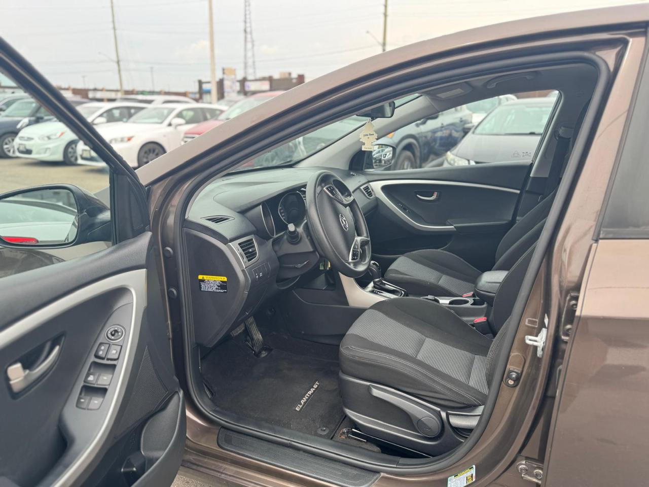 2016 Hyundai Elantra GT HATCH BACK NO ACCIDENT HEATED SEATS SAFETY B-T - Photo #9