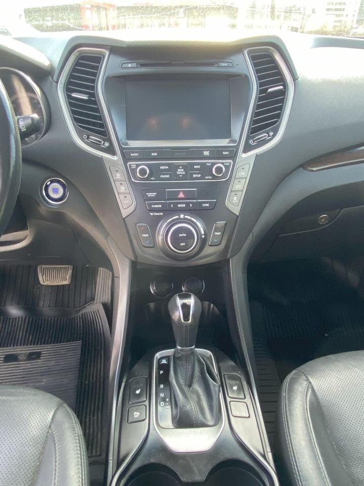 2017 Hyundai Santa Fe XL XL LUXURY/AWD/7 Passenger/Leather/PanoRoof - Photo #15