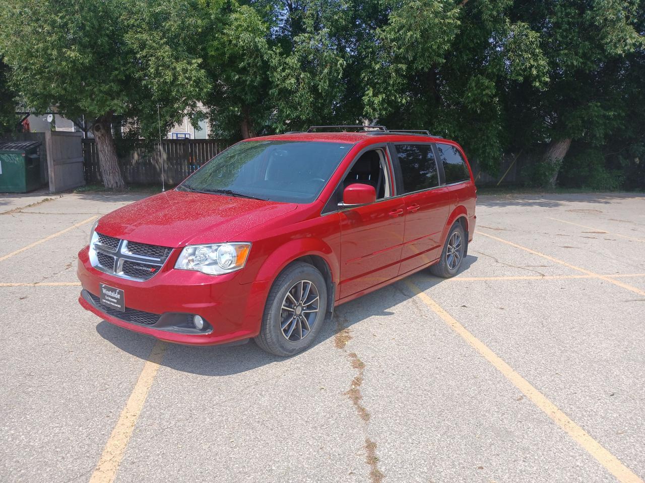 2016 Dodge Grand Caravan SXT Premium Plus - Photo #9
