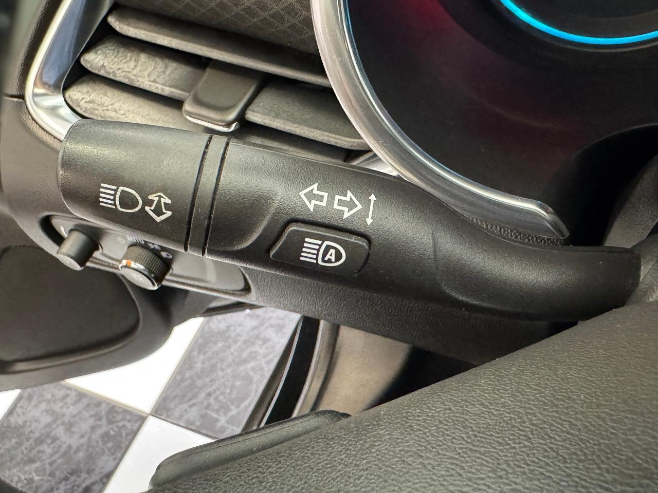 2017 Chevrolet Malibu LT+Roof+Blind Spot+Collision Alert+ - Photo #45