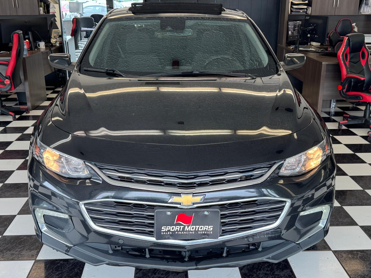 2017 Chevrolet Malibu LT+Roof+Blind Spot+Collision Alert+ Photo11