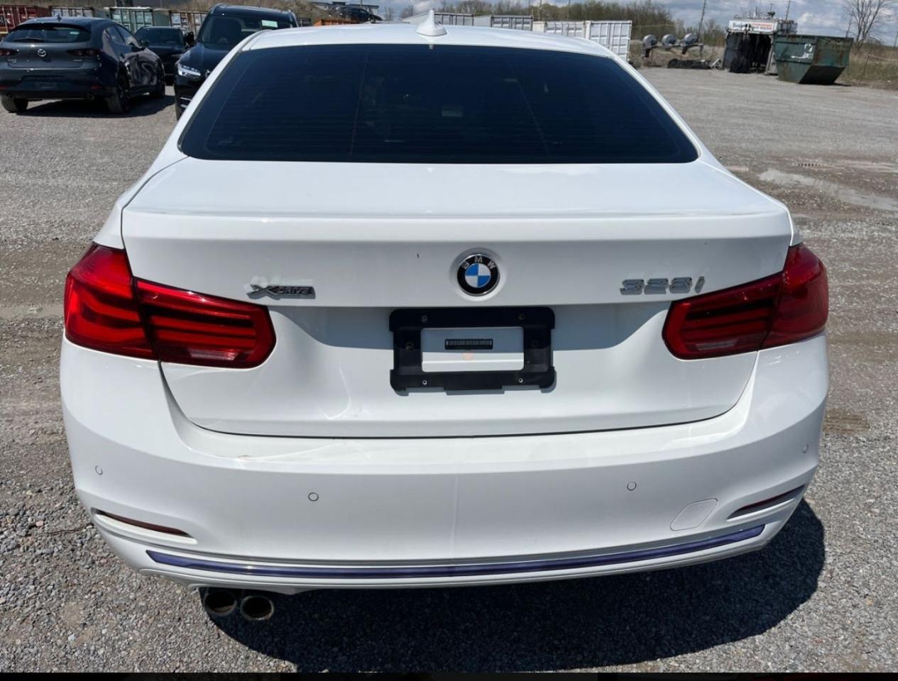 2016 BMW 3 Series 328i xDrive - Photo #4