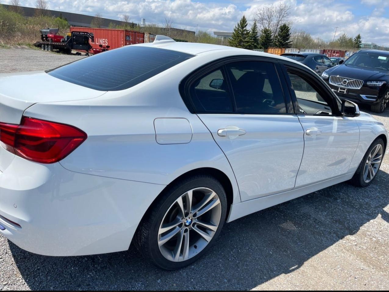 2016 BMW 3 Series 328i xDrive - Photo #3