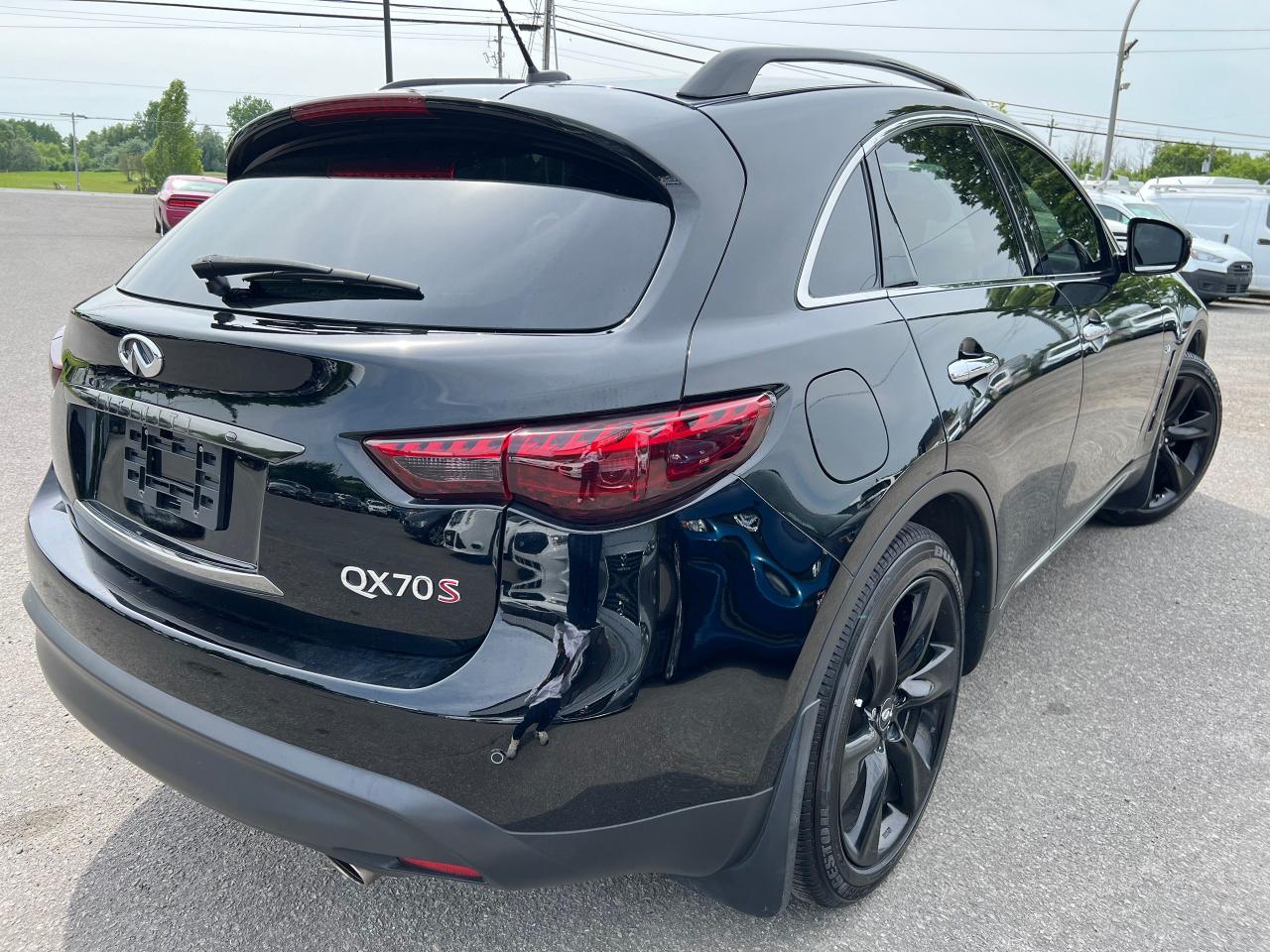 2016 Infiniti QX70 Sport - Photo #5