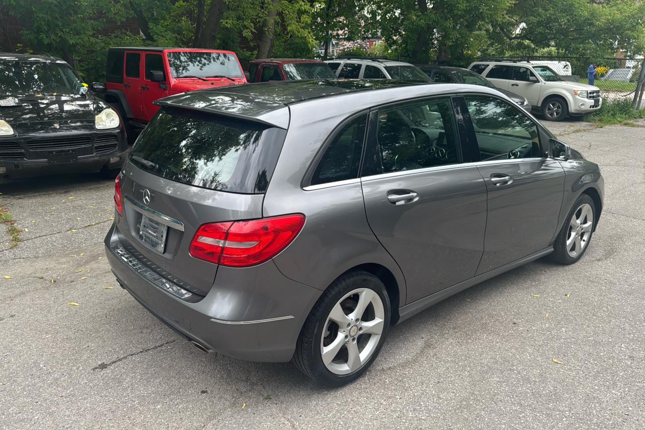 2014 Mercedes-Benz B-Class B 250 Sports Tourer - Photo #4