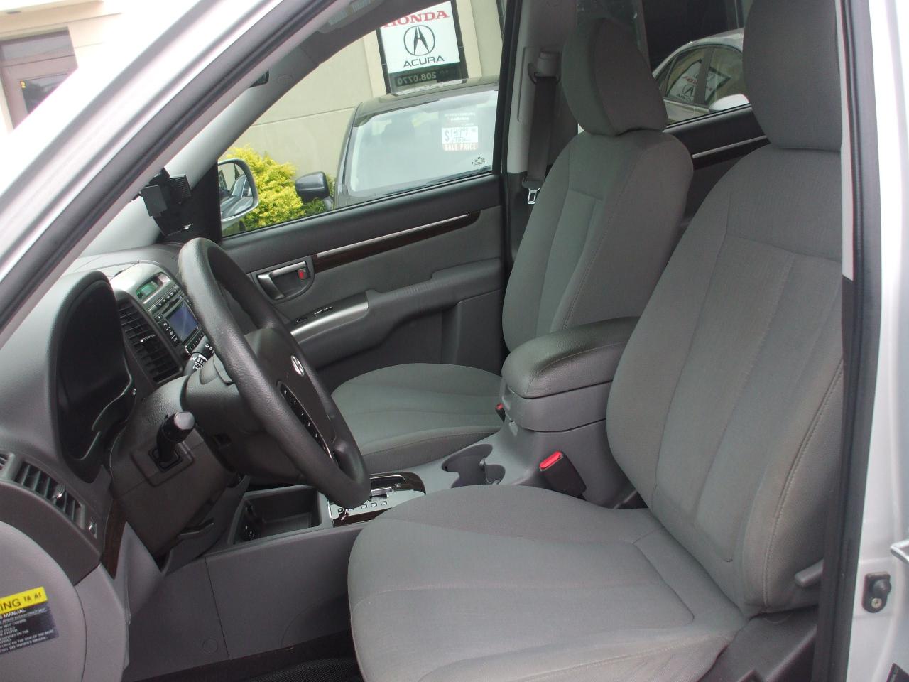2010 Hyundai Santa Fe FWD 4dr I4 Auto GL,Certified,Low KM's,New Tires - Photo #11