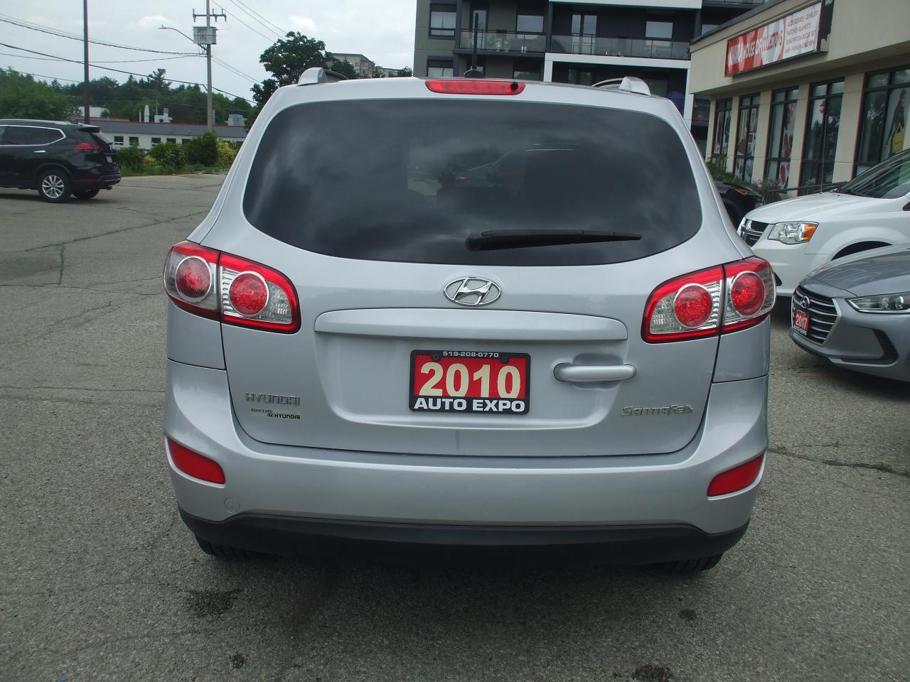 2010 Hyundai Santa Fe FWD 4dr I4 Auto GL,Certified,Low KM's,New Tires - Photo #4