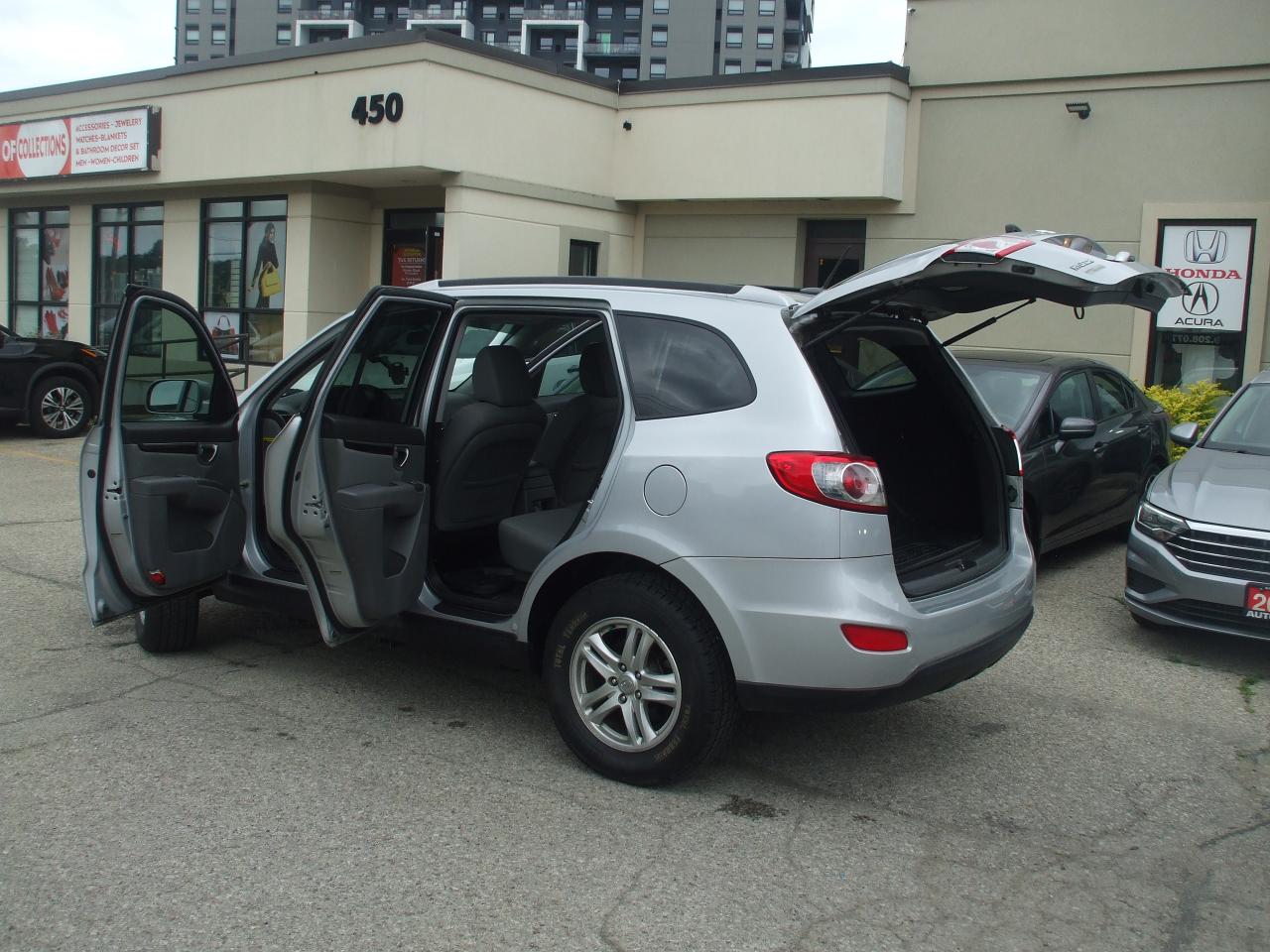 2010 Hyundai Santa Fe FWD 4dr I4 Auto GL,Certified,Low KM's,New Tires - Photo #17