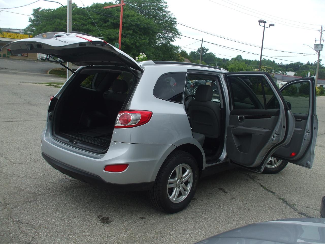 2010 Hyundai Santa Fe FWD 4dr I4 Auto GL,Certified,Low KM's,New Tires - Photo #19
