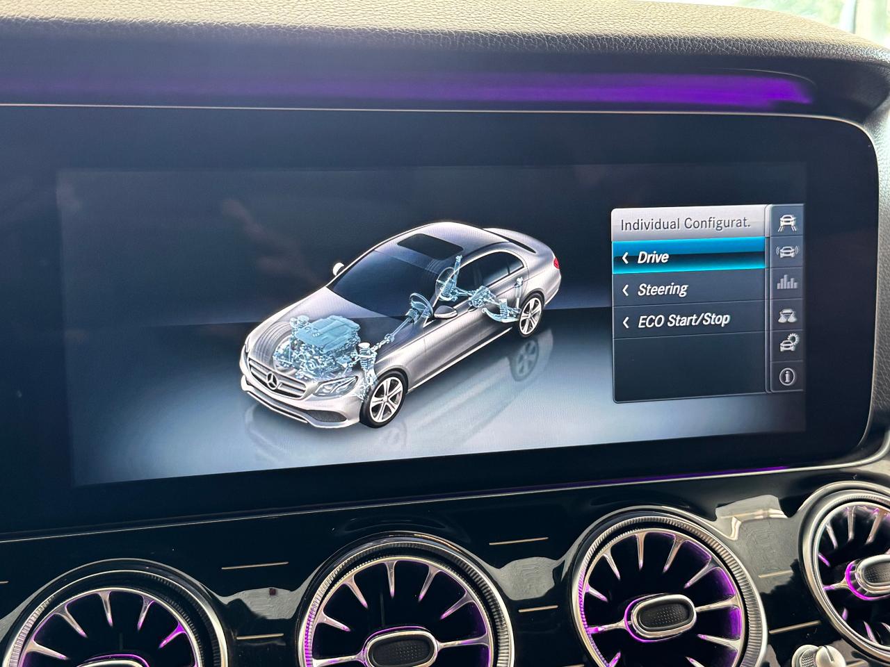 2017 Mercedes-Benz E-Class E400 4MATIC+Roof+GPS+BSM+Power Trunk Photo36