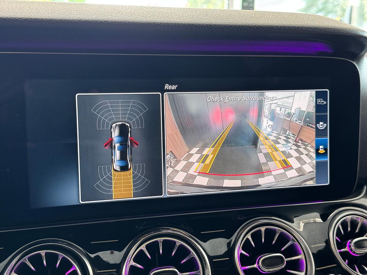 2017 Mercedes-Benz E-Class E400 4MATIC+Roof+GPS+BSM+Power Trunk - Photo #18