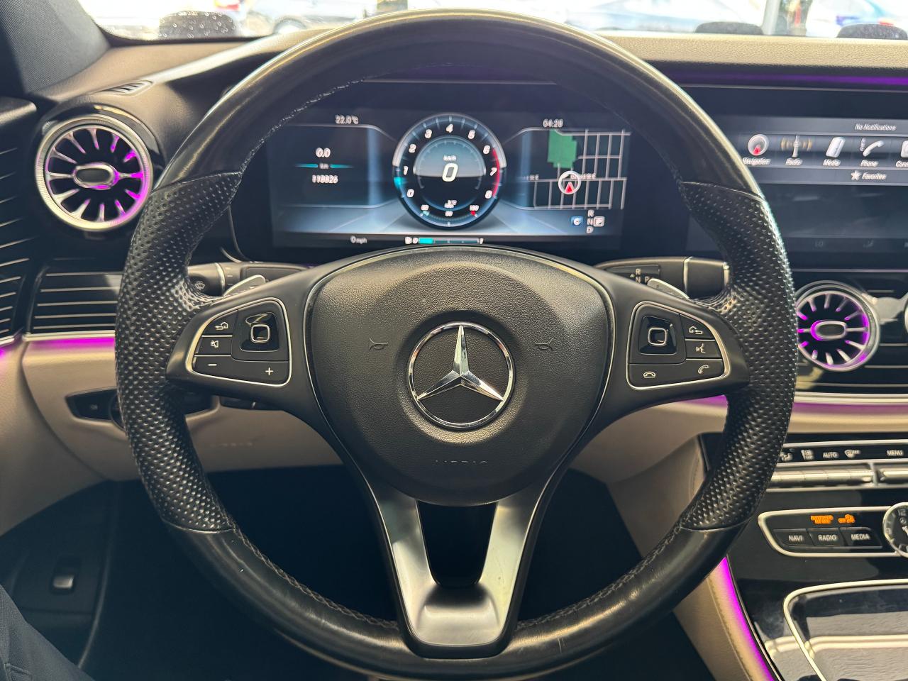 2017 Mercedes-Benz E-Class E400 4MATIC+Roof+GPS+BSM+Power Trunk - Photo #15