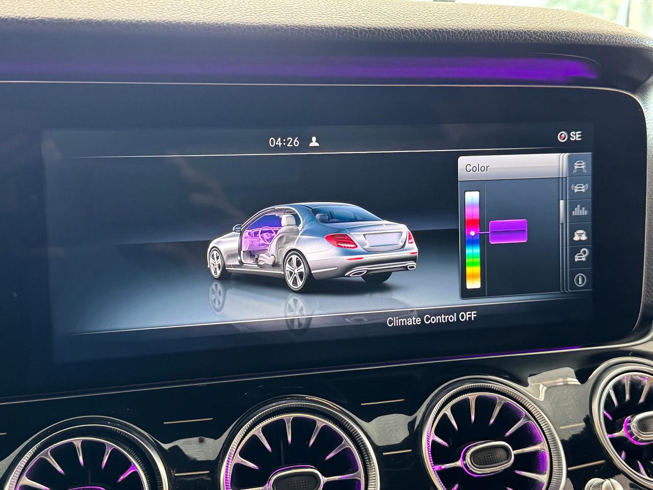 2017 Mercedes-Benz E-Class E400 4MATIC+Roof+GPS+BSM+Power Trunk Photo34