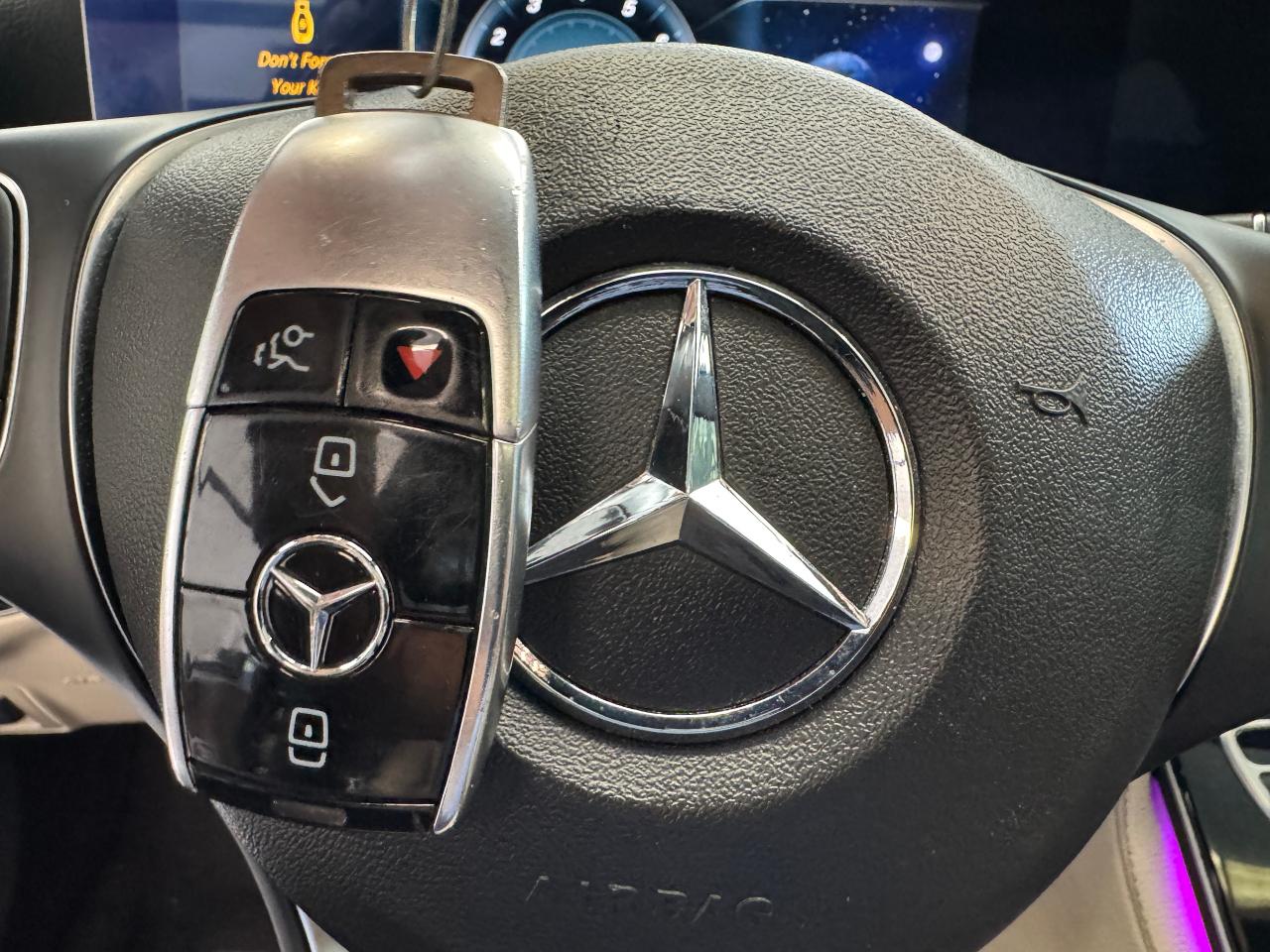 2017 Mercedes-Benz E-Class E400 4MATIC+Roof+GPS+BSM+Power Trunk Photo21