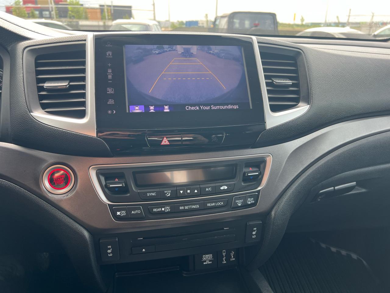 2017 Honda Pilot LX 7 Passenger + Safety AWD, Heated Seats BUC - Photo #13