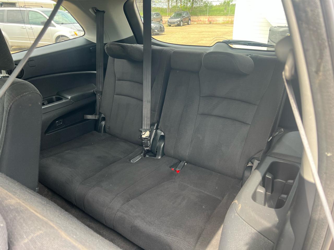 2017 Honda Pilot LX 7 Passenger + Safety AWD, Heated Seats BUC - Photo #16