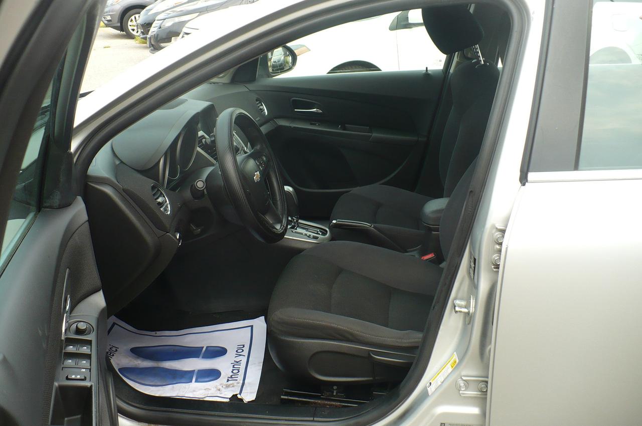 2015 Chevrolet Cruze 1LT Photo