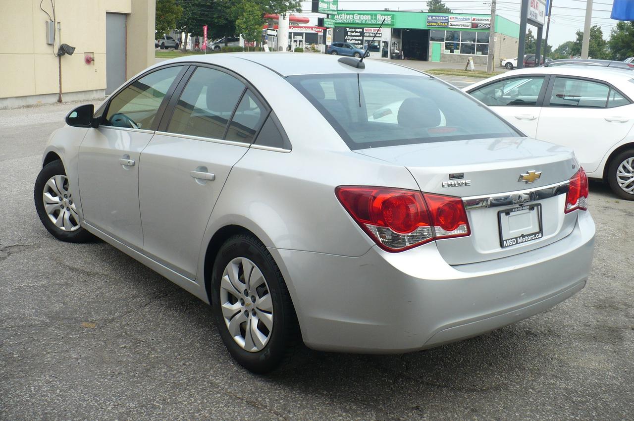 2015 Chevrolet Cruze 1LT Photo