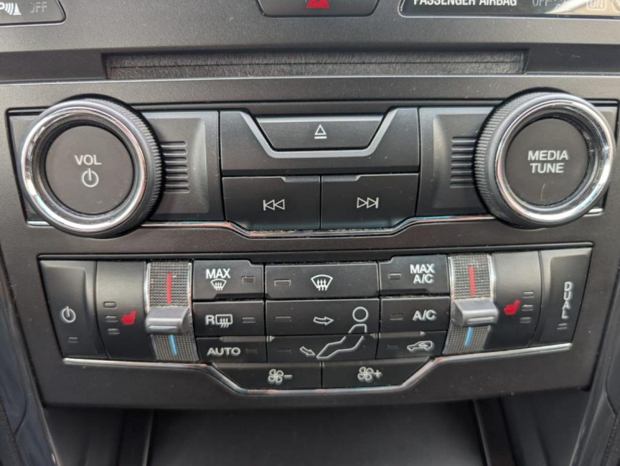 2018 Ford Explorer XLT - Photo #13