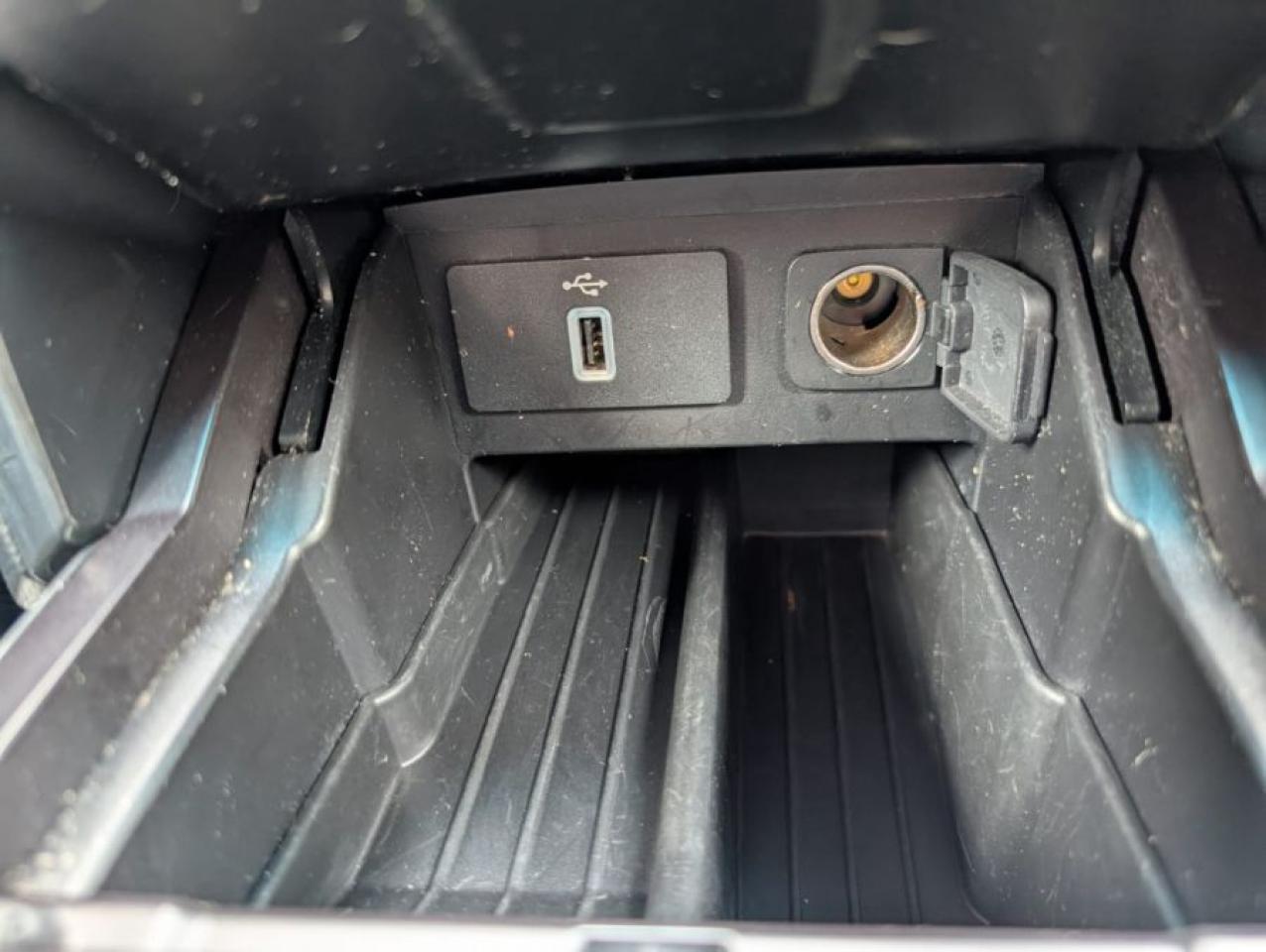 2018 Ford Explorer XLT - Photo #18