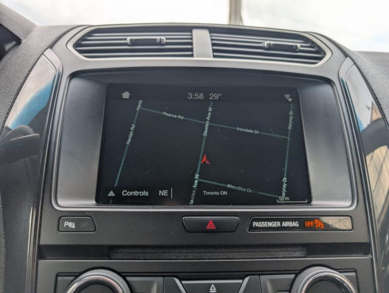 2018 Ford Explorer XLT - Photo #22