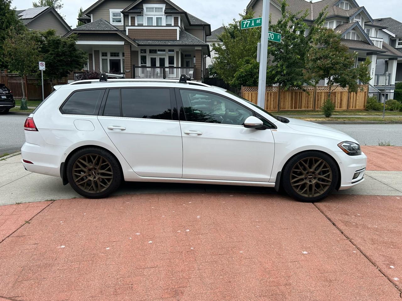 2019 Volkswagen Golf SportWagen Execline - Photo #5