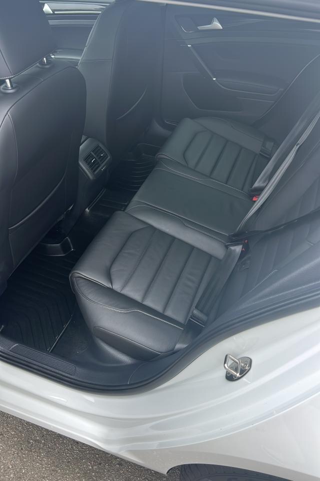 2019 Volkswagen Golf SportWagen Execline - Photo #18
