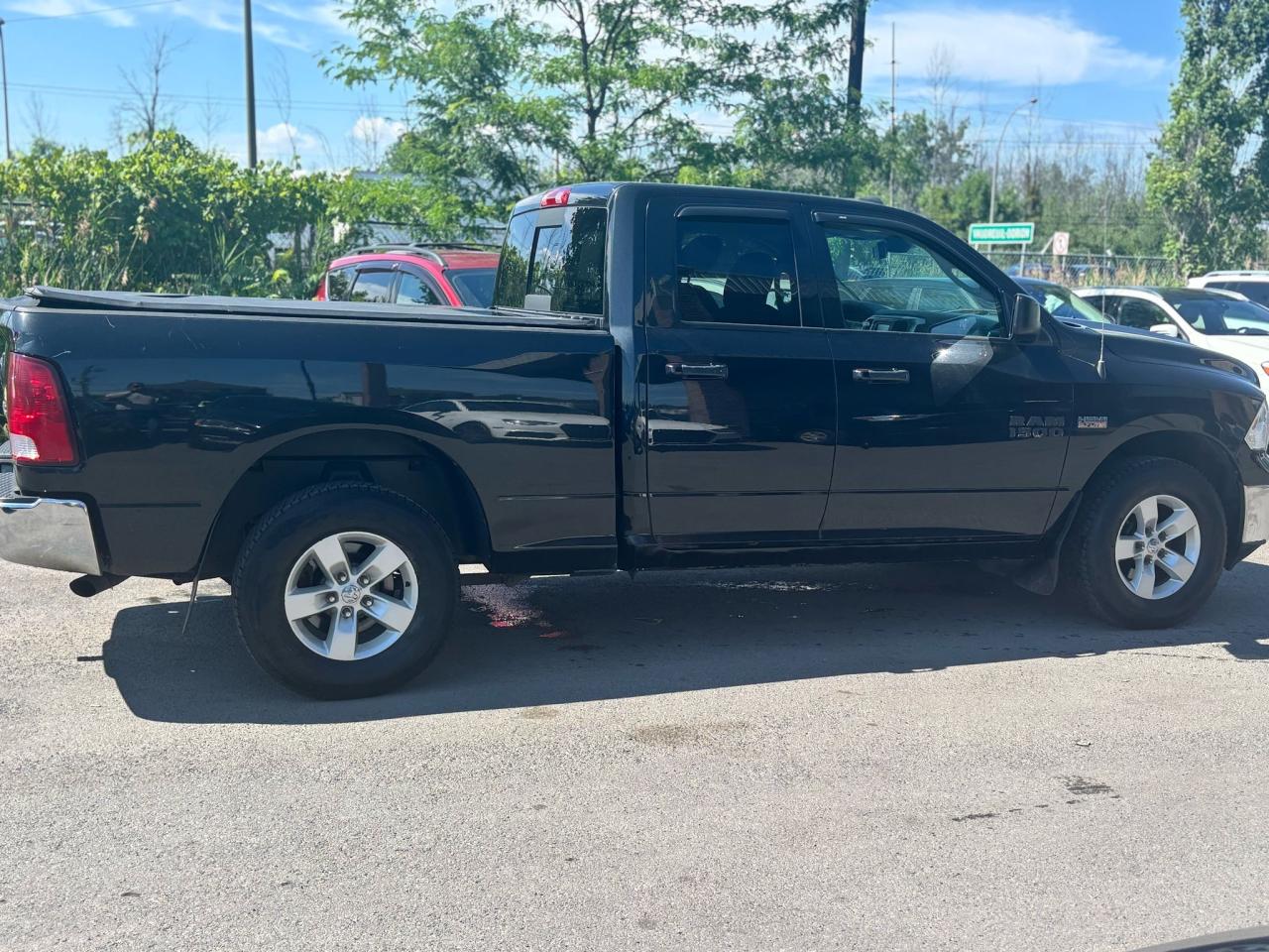 2015 RAM 1500 SLT - Photo #3