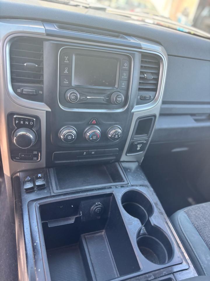 2015 RAM 1500 SLT - Photo #8