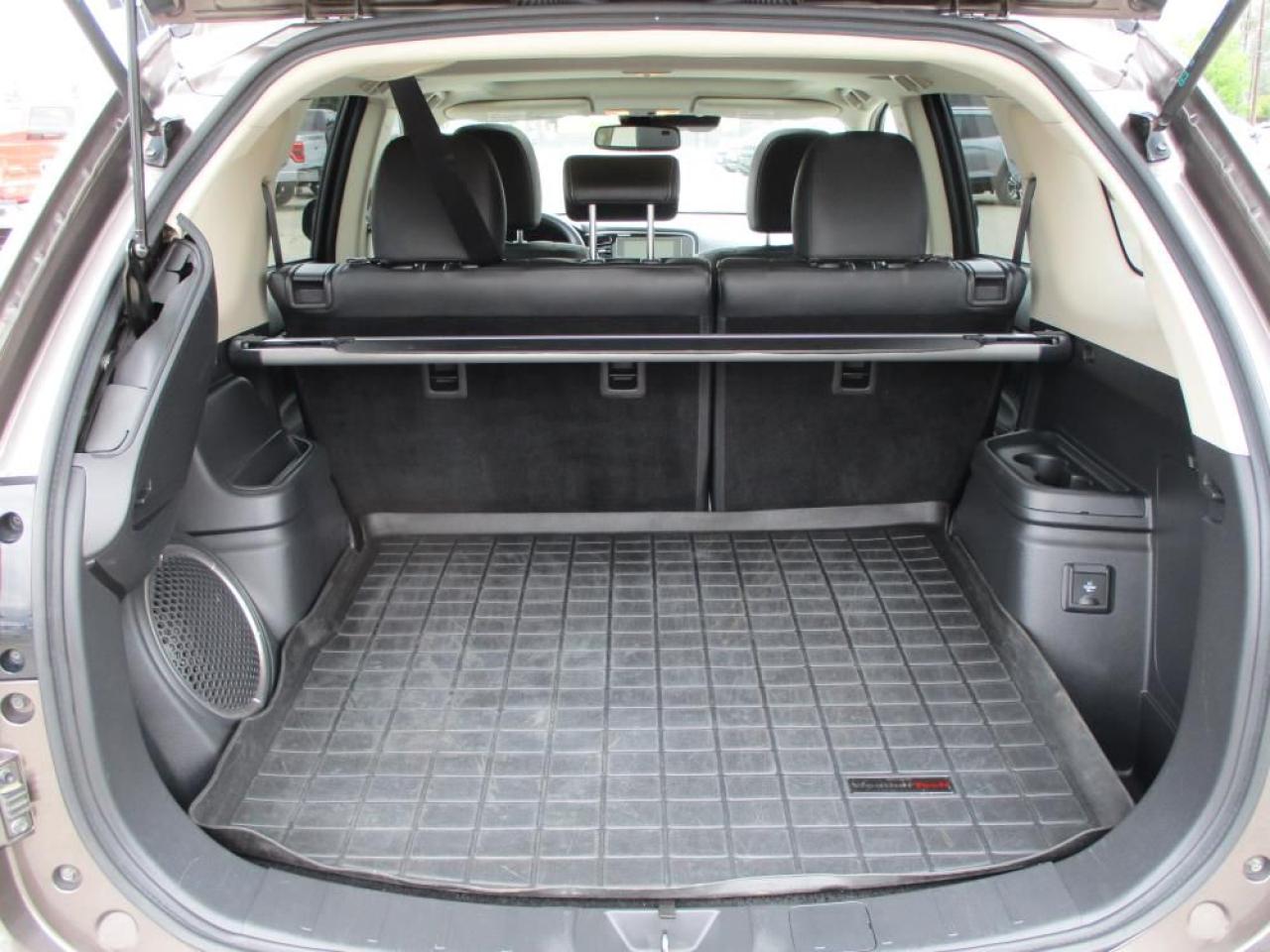 2018 Mitsubishi Outlander Phev Se Awd Photo9