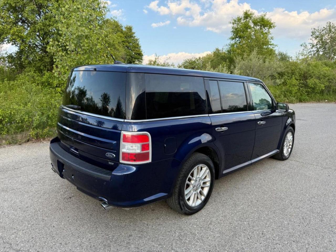 2016 Ford Flex SEL | CLEAN CARFAX | V6 | AWD | BIG SCREEN | HEATED SEATS | POWER SEATS | - Photo #6