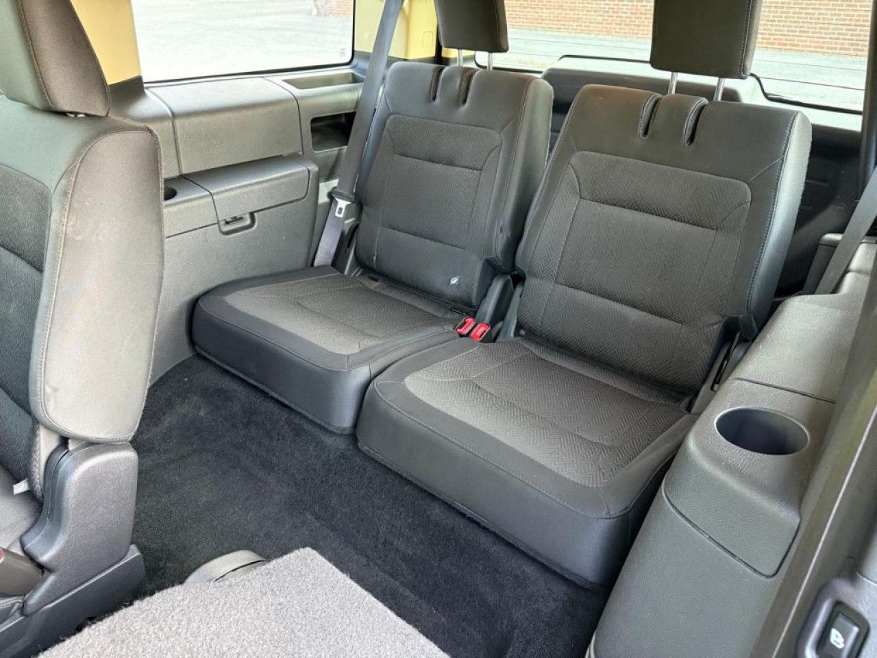2016 Ford Flex SEL | CLEAN CARFAX | V6 | AWD | BIG SCREEN | HEATED SEATS | POWER SEATS | - Photo #18