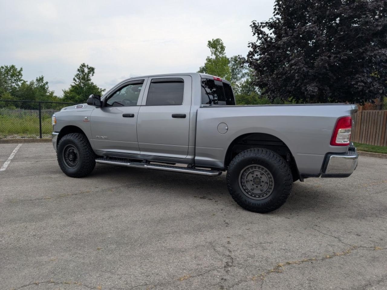 2022 RAM 2500 Tradesman  **CUMMINS DIESEL - BLACK RHINO WHEELS** Photo2